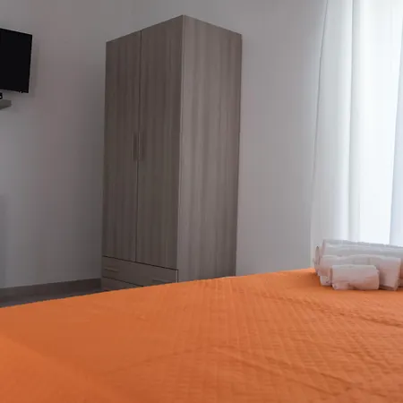 Eli Oda ve Kahvaltı Rodi Garganico